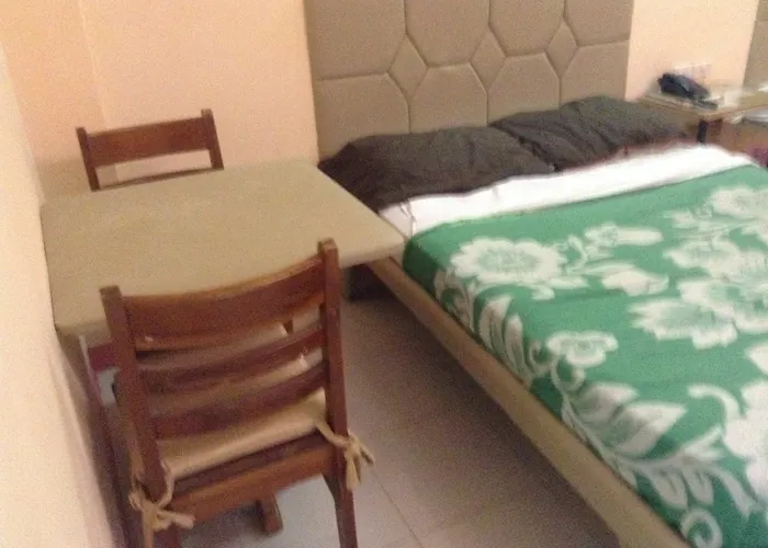 Large Single Room